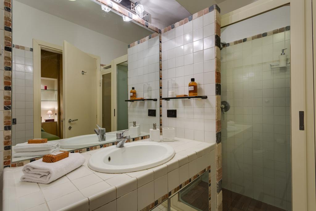 Spanish Steps Gea Apartments Рим Екстер'єр фото